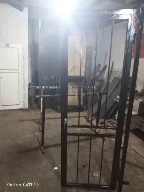 ŞİLEDE KAYNAK ATÖLYEMİZDE YAPTIĞIMIZ DEMİR KAPI. ŞİLE KAYNAK İŞLERİ